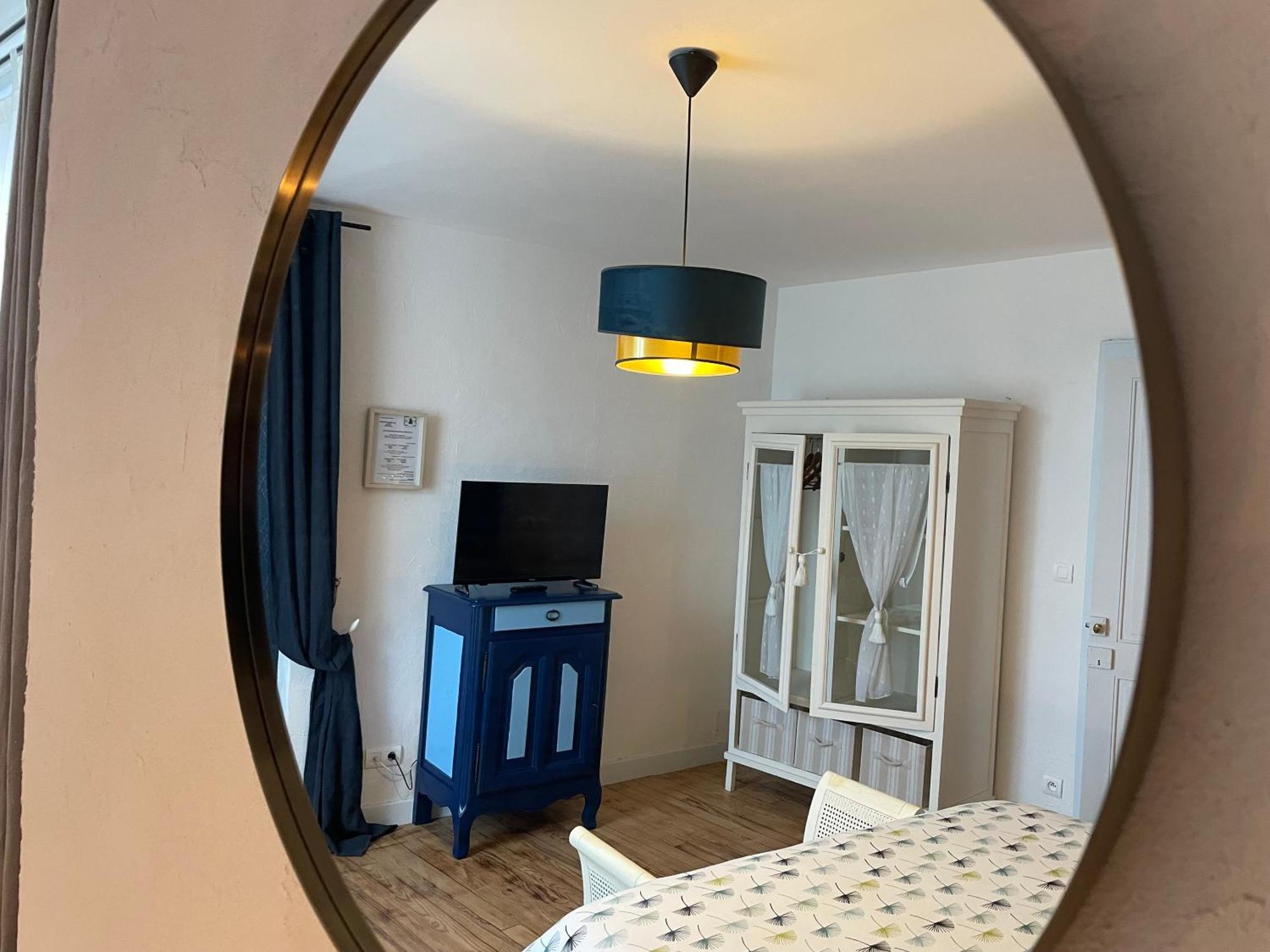 D'hotes La Cour Des Saligues Bed & Breakfast