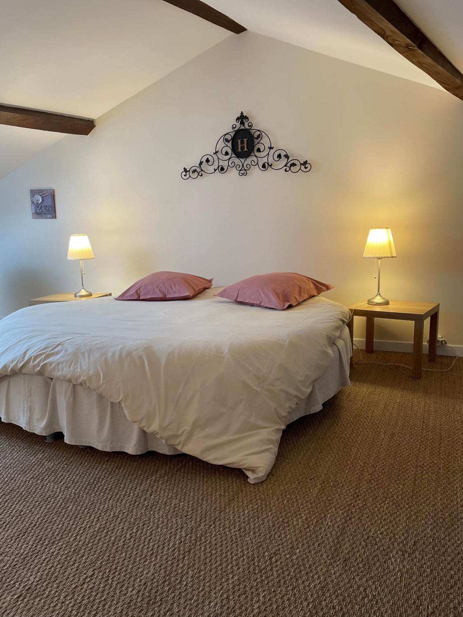 D'hotes La Cour Des Saligues Bed & Breakfast 3*